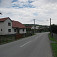 Podzávoz, na kopec na horizonte sa bude stúpať