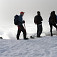v sedielku pod vrcholom nás hmla doháňa